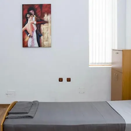 Varna Top Center Apartament *
